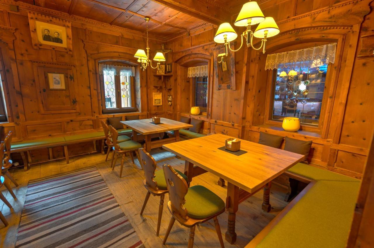 Der Siegeler B&B - This Lifestylehotel Rocks Mayrhofen Bagian luar foto