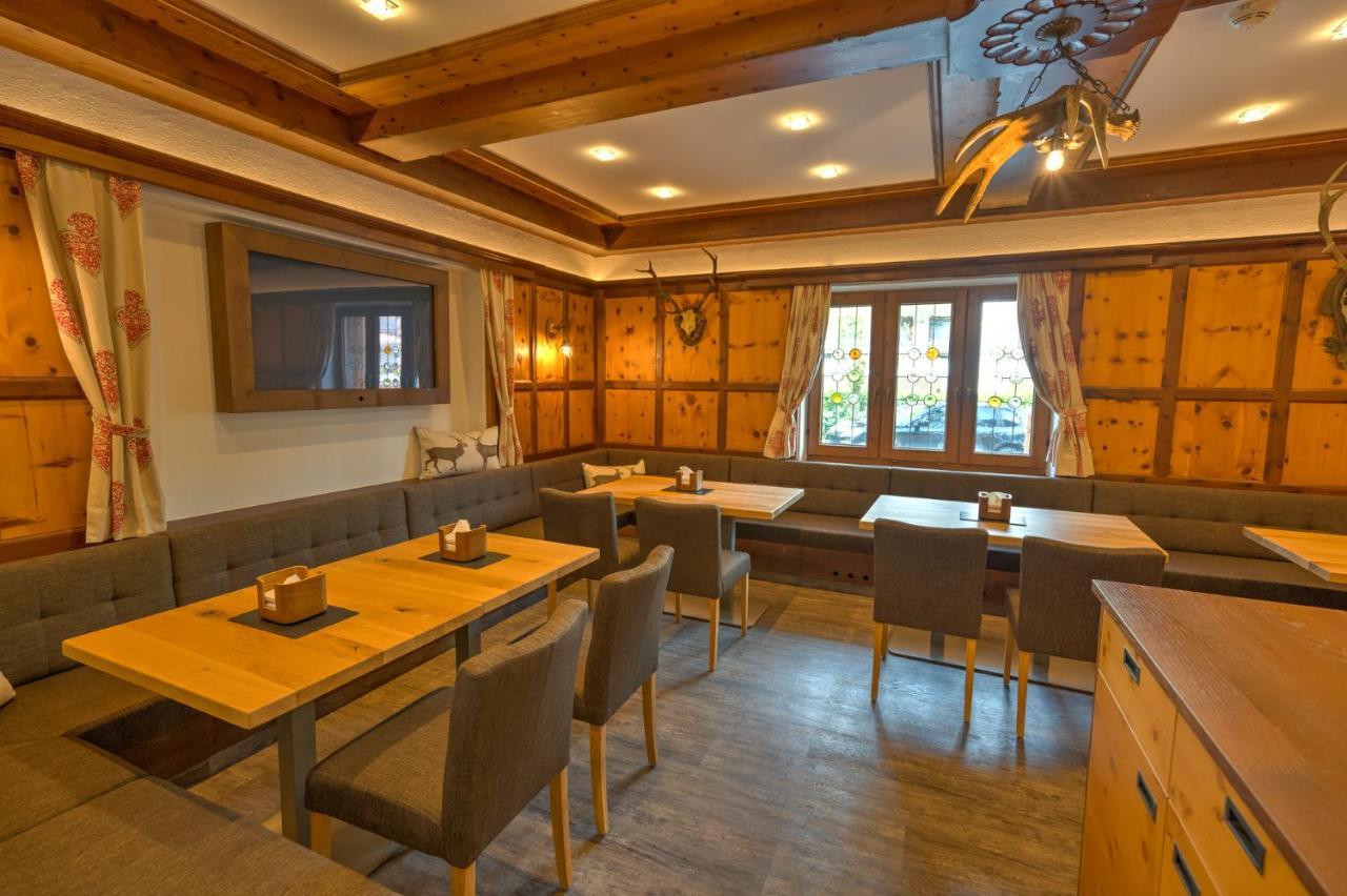 Der Siegeler B&B - This Lifestylehotel Rocks Mayrhofen Bagian luar foto