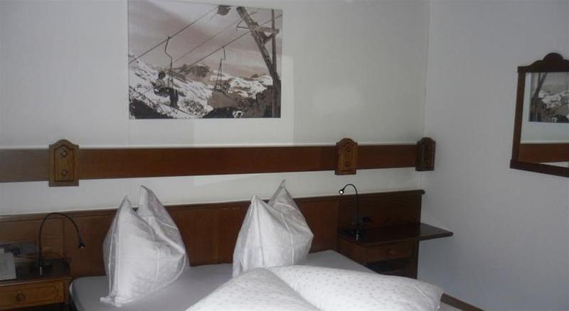 Der Siegeler B&B - This Lifestylehotel Rocks Mayrhofen Bagian luar foto